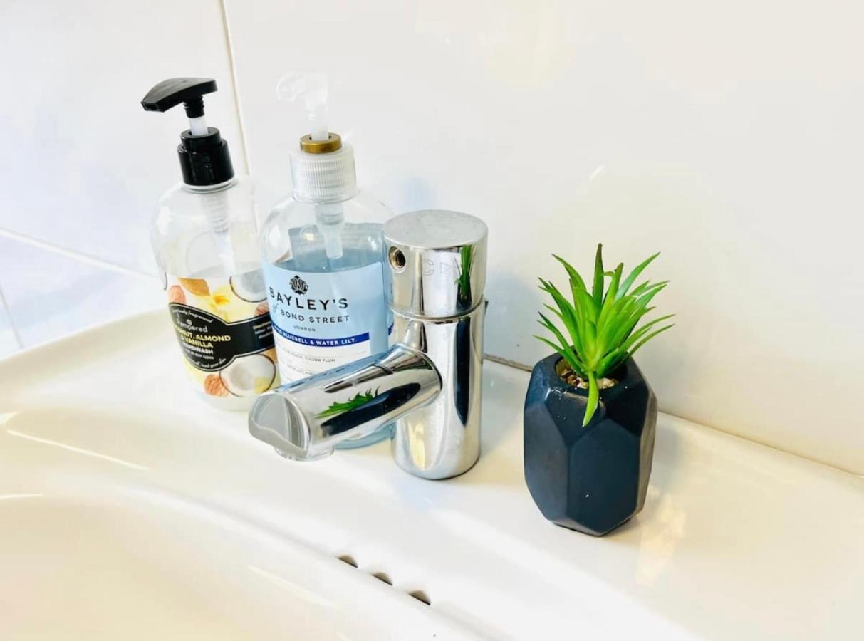 Leith Walk Villa Budget Guest House Edinburg Exteriör bild