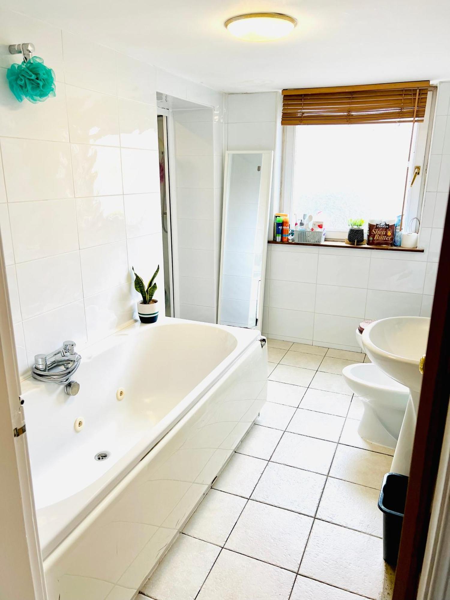 Leith Walk Villa Budget Guest House Edinburg Exteriör bild